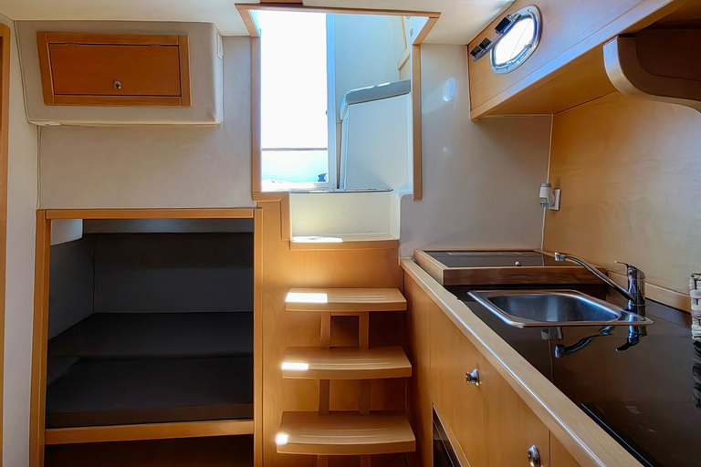 Algarve - Yacht in BE HAPPY Algarve - Yacht in BE HAPPY Half Day (3:30h)