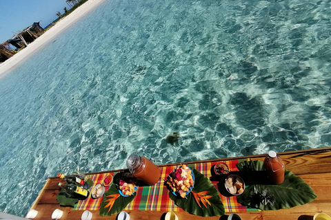 EXCURSIE*** (GRAND-CUL-DE-SAC-MARIN voeten in het water)