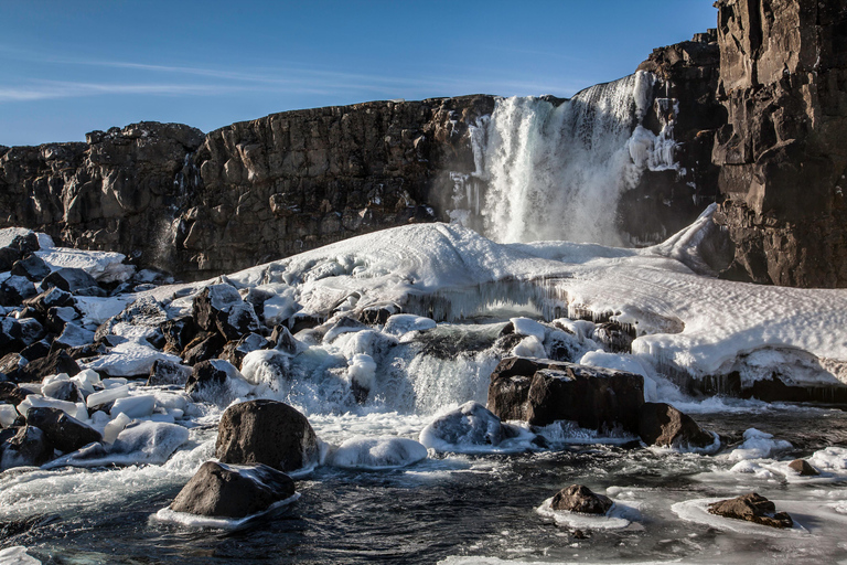 3-Day Northern Lights Hunt &amp; Glacier Lagoon TourStandard Category - Blue Lagoon Bathing Included