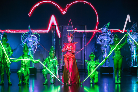 Bangkok: Calypso Cabaret The top Seating Ladyboy Show