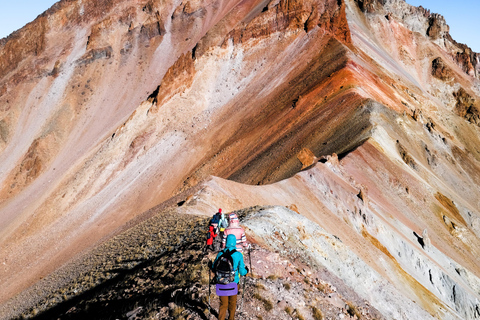 Da Cusco: Tour privato di un&#039;intera giornata a Vinicunca, Montagna dell&#039;Arcobaleno
