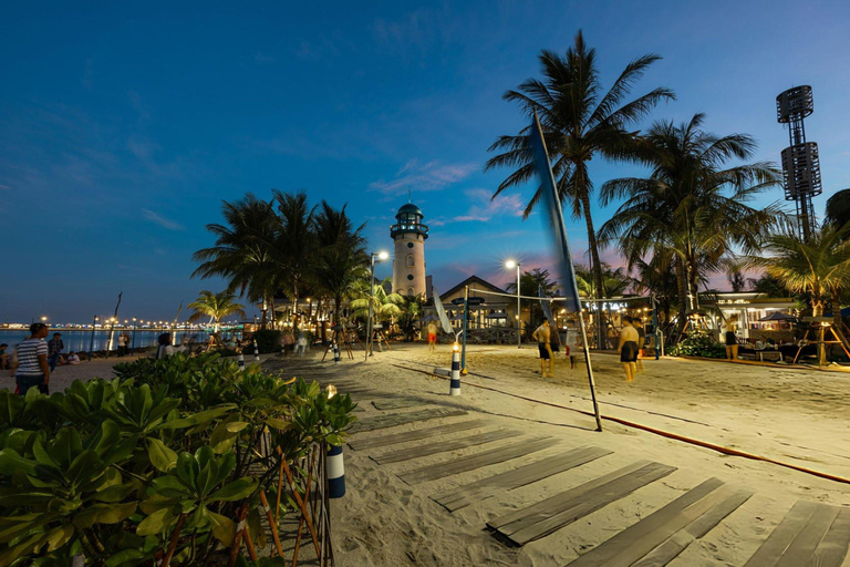 Explore Jakarta at Night: Guided Walking Tour with Tuktuk