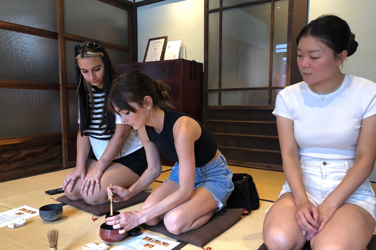 Kyoto: Casual Tea Ceremony in 100-Year-Old Machiya House