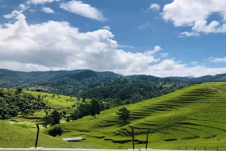 Kathmandu: Kulekhani and Chitlang Day Motorbike Tour