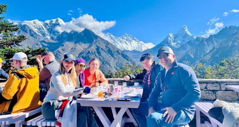 Excursión en helicóptero al Campamento Base del Everest Parada en el Hotel Everest View