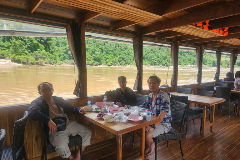 Express Luxury Cruise : Huay Xai to Luang Prabang Same Day