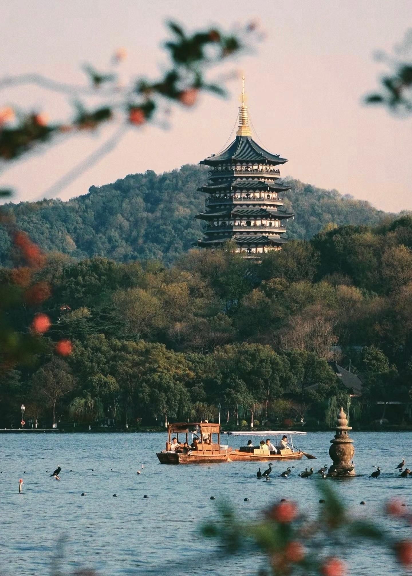 Highlights von Hangzhou: Westsee, Seidenkultur & Kunst-Workshop