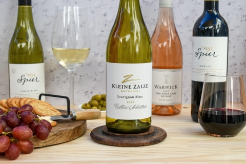 Circuit viticole : Paarl, FranschHoek, StellenboschVisite guidée des vignobles : FranschHoek, Stellenbosch