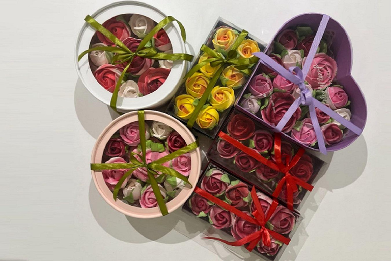 Tbilisi: Edible Marshmallow Flowers Workshop