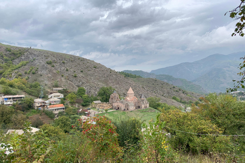 Wandelen in het Nationaal Park Dilijan: Van Parz Lake naar Goshavank