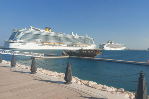 Doha: Souq Wakif and Popular Spots Tour + Traditional Lunch