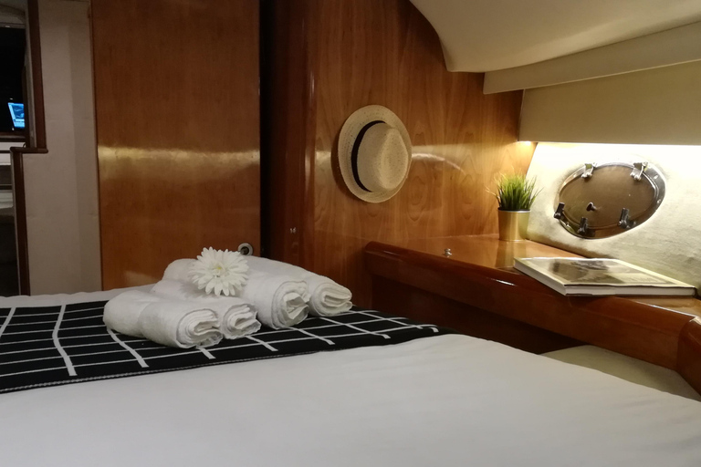 Porto: Luxury Yacht Tour of the 6 Bridges and Douro Estuary Sunset Tour