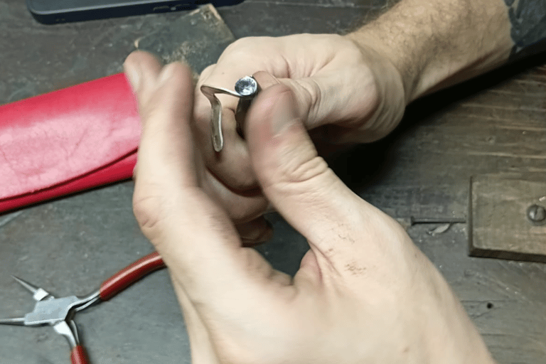 Galle: Hidden Silver Jewelry Making School with Lunch