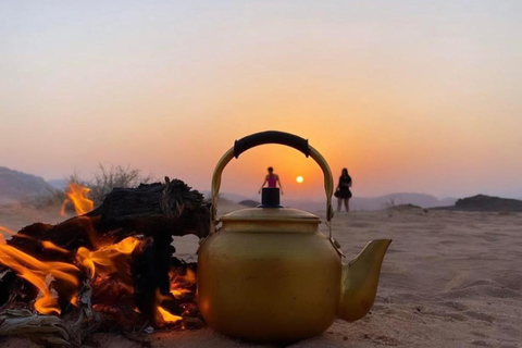 Wadi Rum: Ganztagestour nach Umm Ad Dami mit Mittagessen