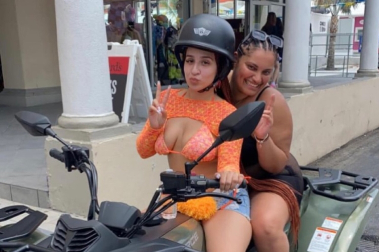 Nassau: wycieczka z przewodnikiem po mieście i plaży ATV + bezpłatny lunch3-godzinne wycieczki quadem