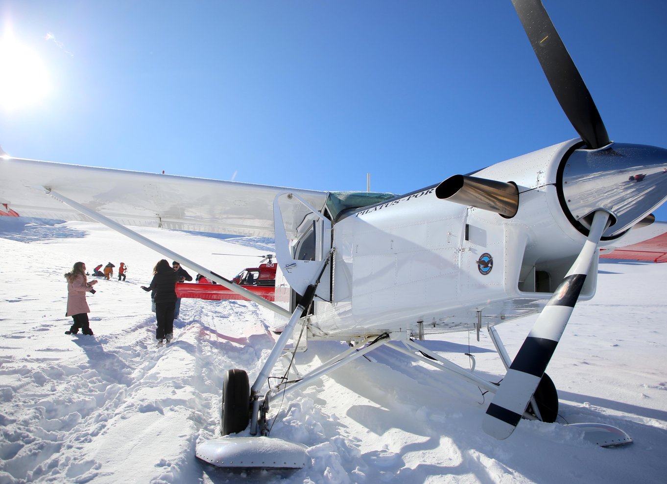 Mount Cook: Kombineret flyvning med skiplan og helikopter over gletsjeren