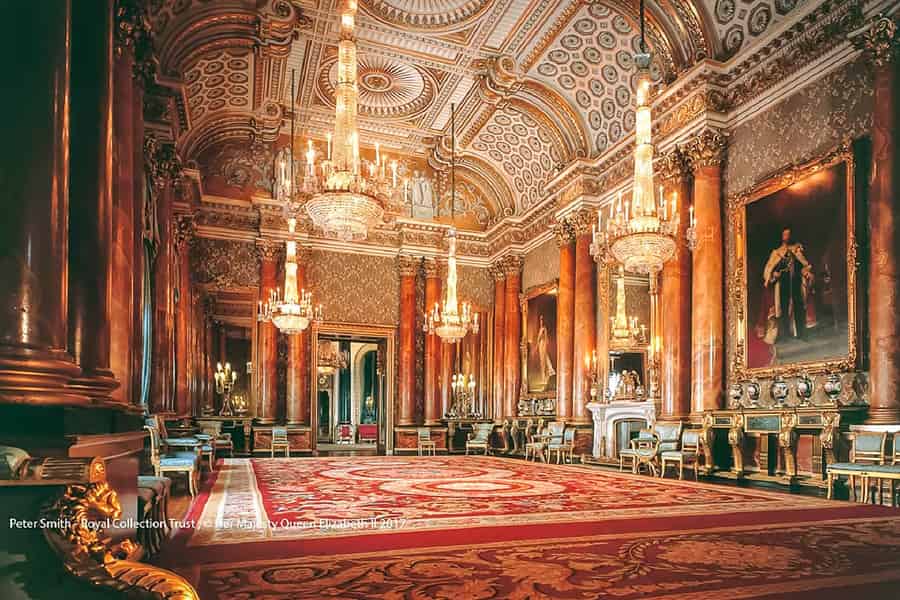 London: Eintritt in den Buckingham Palace & Wachablösung Tour