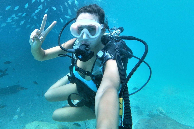 Kemer Scuba Diving med expertdykning som tillvalDykning i Kemer med transfer och lunch