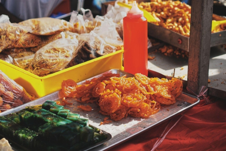 Smaak van Varanasi (2 uur durende culinaire rondleiding)