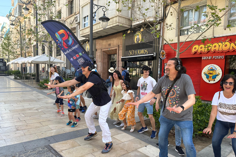 Alicante: BAILALOPARTY/ Silent Party Walking Tour