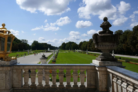 Escursione al Palazzo di Nymphenburg di Monaco di Baviera con auto/van privato