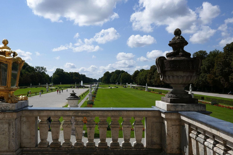 Escursione al Palazzo di Nymphenburg di Monaco di Baviera con auto/van privato