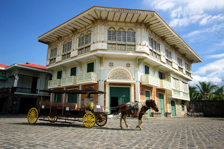 Private Las Casas Filipinas de Acuzar Tour