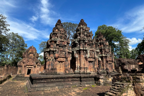 Aventure privée à Banteay Srei et aux chutes d&#039;eau de Phnom KulenVisite privée : Chute d&#039;eau de Kulen et temple de Banteay Srei