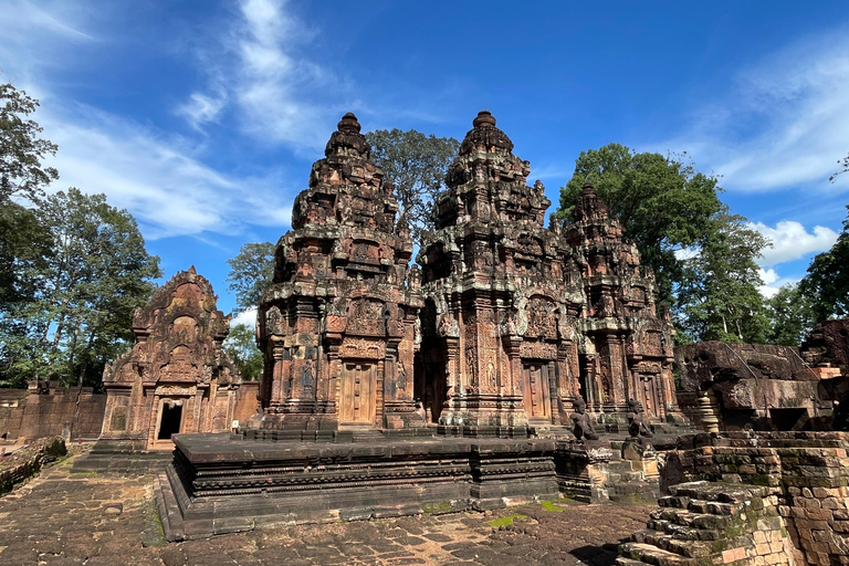 Aventure privée à Banteay Srei et aux chutes d&#039;eau de Phnom KulenVisite privée : Chute d&#039;eau de Kulen et temple de Banteay Srei