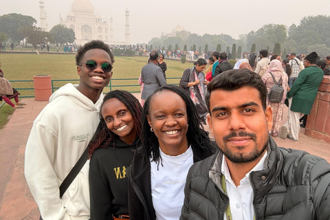 Agra: Taj Mahal, Agra Fort & Baby Taj Skip-The-Line Tour Expert Tour Guide Only
