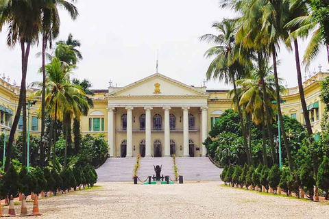 Wandeltour door het erfgoed met Victoria Memorial Hall