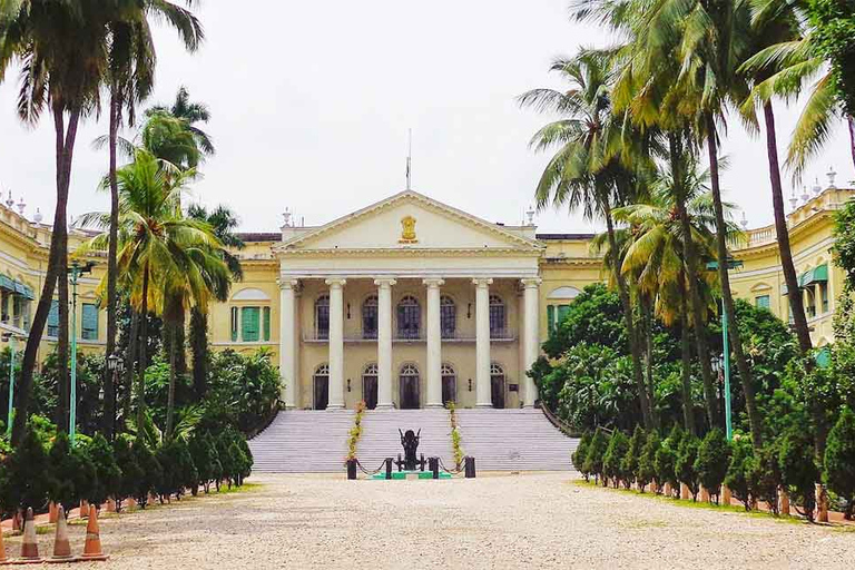 Excursão a pé pelo patrimônio com o Victoria Memorial Hall