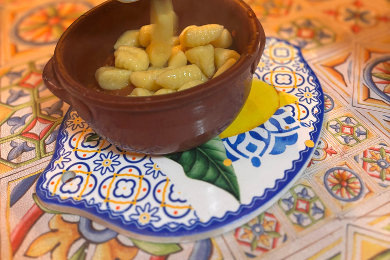 Italian gnocchi & tiramisù class at local farm with Transfer