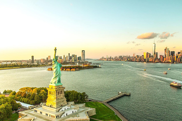 Monumentos y Mercados: Tour de la Libertad, las Finanzas y la Historia de Nueva York