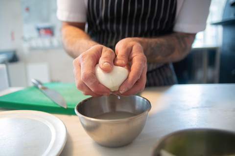 Martina Franca: Masseria Tour with Pasta & Mozzarella Class