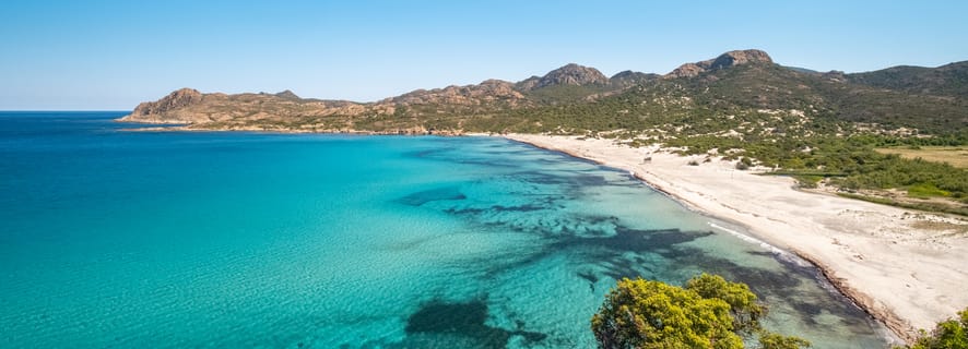 Ile Rousse : désert des agriates : Saleccia - Lotu