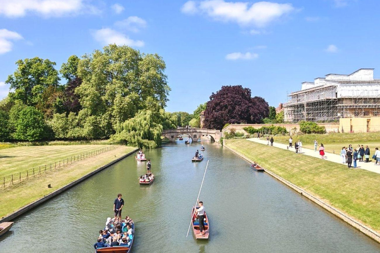Cambridge: Guided Walking Tour with King's College Chapel