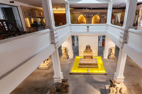 Da Nang Stadtführung: Linh Ung Pagode, Cham Museum &amp; Han Markt