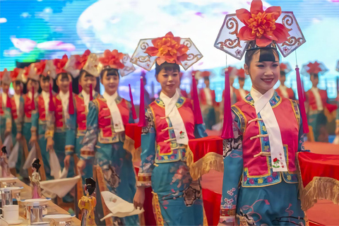 Peking: Museum der kaiserlichen Küche - ein unvergessliches EssenserlebnisAbendessen mit Performance