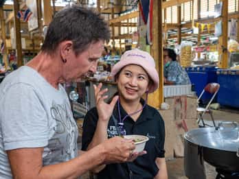 Hua Hin: Thai Street Food & Market Walking Tour
