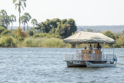 Victoriafallen: Naturskön byupplevelse med lunchkryssning