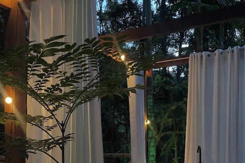 Da Rio: ritiro ecoturistico di 4 giorni con trasferimenti e cabineDa Rio: 4 giorni di eco-turismo con trasferimenti e alloggio in bungalow