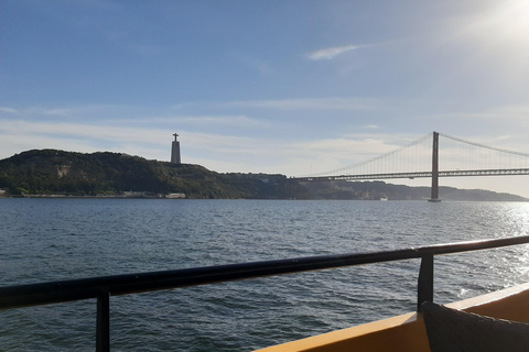 Lizbona: Rejs żółtą łodzią po rzece TagLizbona: rejs łodzią Yellow Boat po Tagu