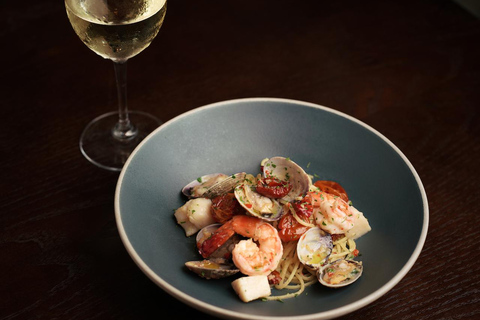 Singapur: Pakiety gastronomiczne WAKANUI GrillWAKANUI Wiosenna jagnięcina - zestaw obiadowy