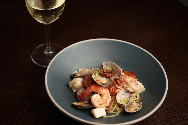 Singapur: Pakiety gastronomiczne WAKANUI GrillWAKANUI Wiosenna jagnięcina - zestaw obiadowy