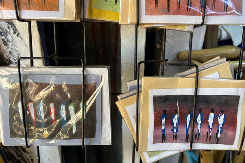Kampala: Postcard-Making Workshop with Expert