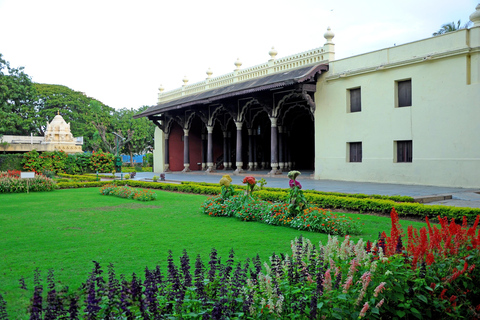 Bangalore: Private City Tour with Guide & Hotel Pickup