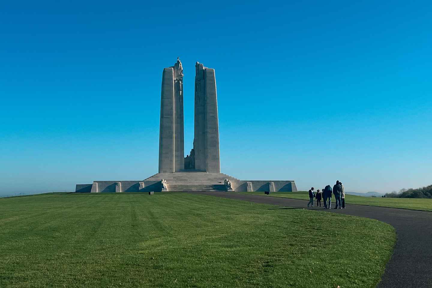 Desde París: Campos de Batalla de Vimy de la Primera Guerra Mundial - Tour Privado
