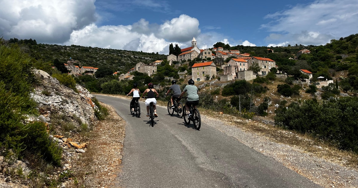 Excursión guiada en bicicleta eléctrica por la isla de Hvar GetYourGuide