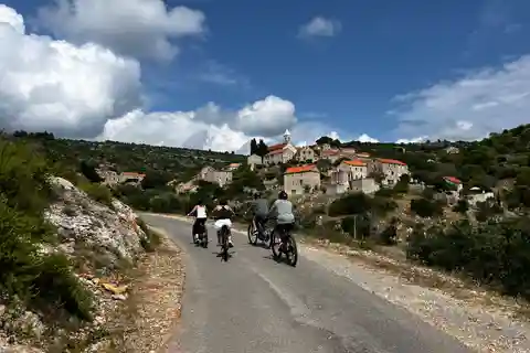 Hvar Island Guided E-bike Tour